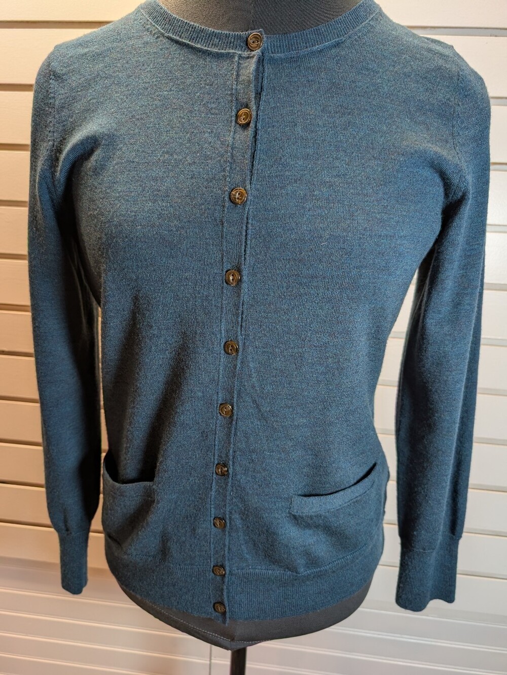 Banana Republic Fine Merino Wool Cardigan Deep Blue MP EUC